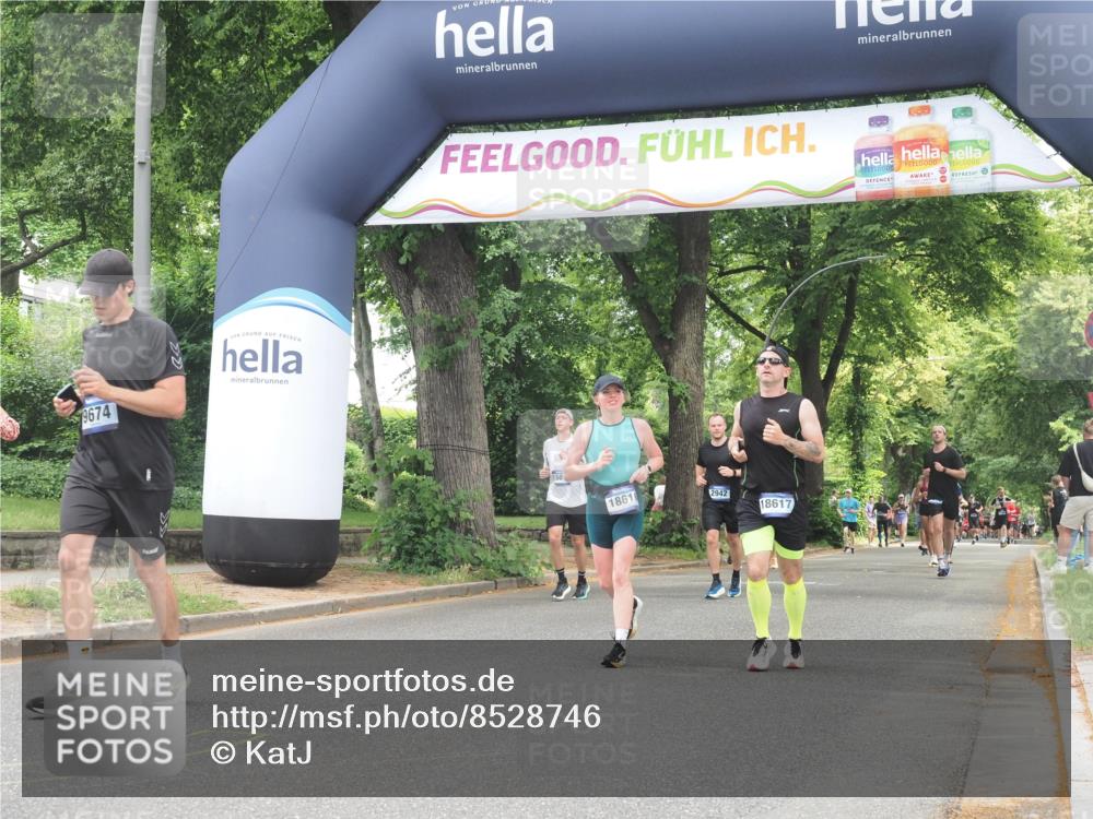 29.06.2025 - hella hamburg halbmarathon KatJ http://msf.ph/oto/8528746 29.06.2025 10:56:02 Zwischen KM18-KM19 1406, 2942, 3025, 3262, 5176, 6028, 6083 meine-sportfotos.de