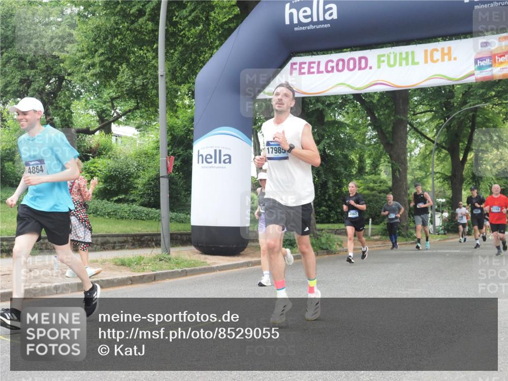 29.06.2025 - hella hamburg halbmarathon KatJ http://msf.ph/oto/8529055 29.06.2025 10:56:17 Zwischen KM18-KM19 4864, 4962, 6295, 8727 meine-sportfotos.de