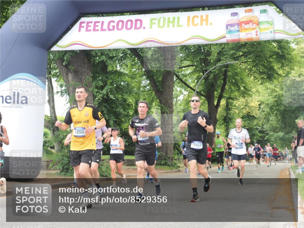 29.06.2025 - hella hamburg halbmarathon KatJ http://msf.ph/oto/8529356 29.06.2025 10:56:35 Zwischen KM18-KM19 1850, 5191, 5242, 6664 meine-sportfotos.de