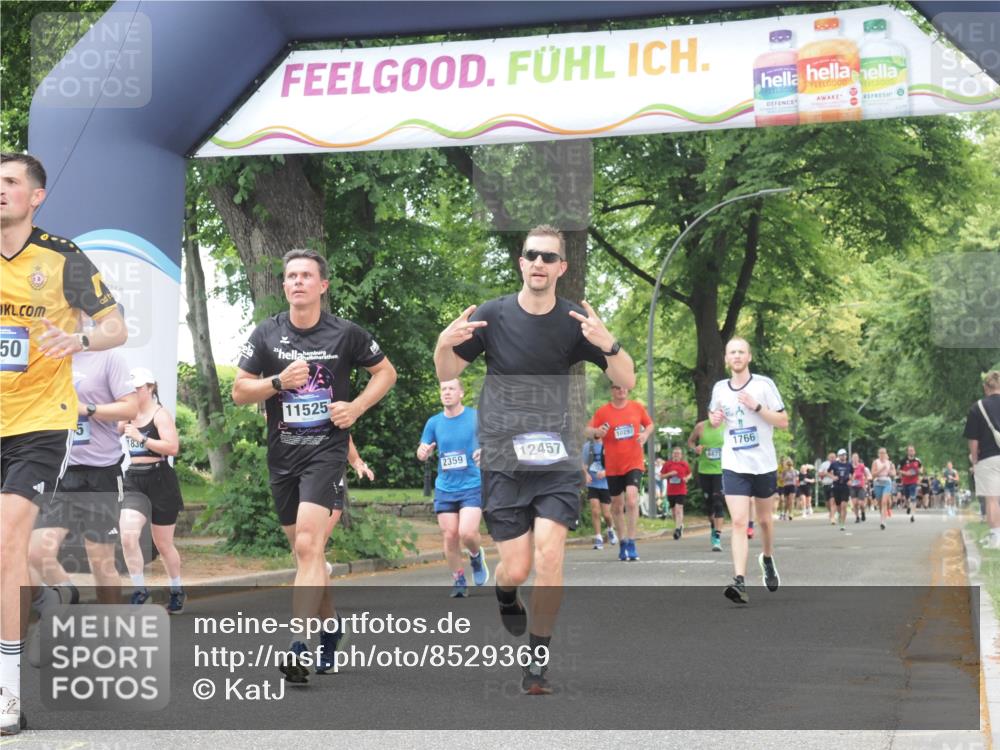 29.06.2025 - hella hamburg halbmarathon KatJ http://msf.ph/oto/8529369 29.06.2025 10:56:36 Zwischen KM18-KM19 1745, 1766, 1850, 5191, 5242, 6664 meine-sportfotos.de