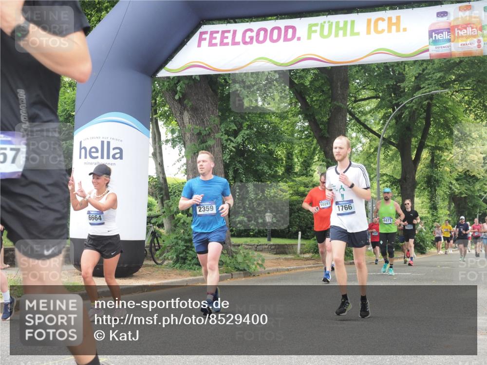 29.06.2025 - hella hamburg halbmarathon KatJ http://msf.ph/oto/8529400 29.06.2025 10:56:38 Zwischen KM18-KM19 1745, 1766, 1830, 1850, 2359, 5191, 5242, 6664 meine-sportfotos.de