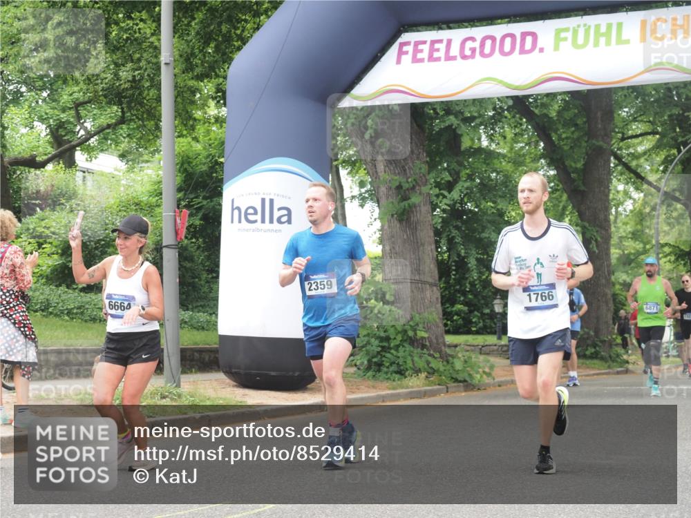 29.06.2025 - hella hamburg halbmarathon KatJ http://msf.ph/oto/8529414 29.06.2025 10:56:38 Zwischen KM18-KM19 1745, 1766, 1830, 1850, 2359, 5191, 5242, 6664 meine-sportfotos.de