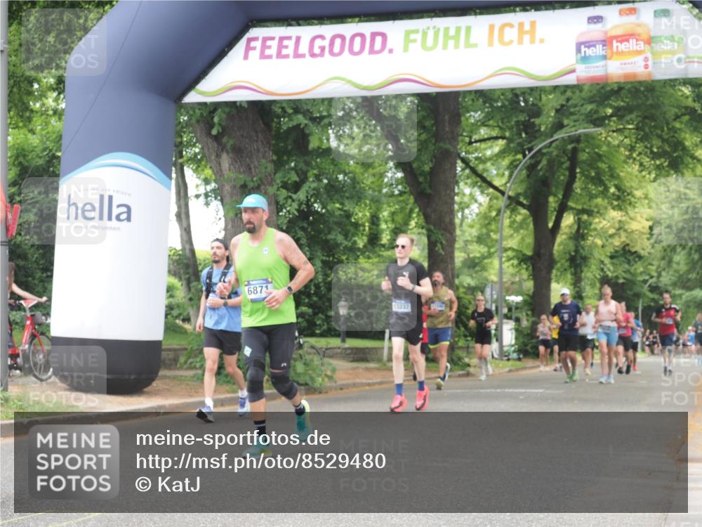 29.06.2025 - hella hamburg halbmarathon KatJ http://msf.ph/oto/8529480 29.06.2025 10:56:41 Zwischen KM18-KM19 1745, 1766, 1830, 1850, 2359, 5191, 6664, 6871 meine-sportfotos.de