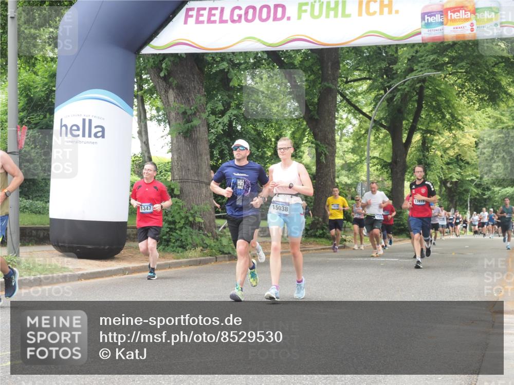 29.06.2025 - hella hamburg halbmarathon KatJ http://msf.ph/oto/8529530 29.06.2025 10:56:45 Zwischen KM18-KM19 1830, 2359, 6871 meine-sportfotos.de