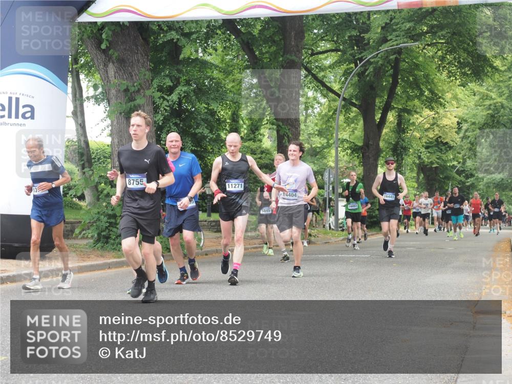 29.06.2025 - hella hamburg halbmarathon KatJ http://msf.ph/oto/8529749 29.06.2025 10:57:08 Zwischen KM18-KM19 2055, 2277, 3834, 3844, 8755 meine-sportfotos.de