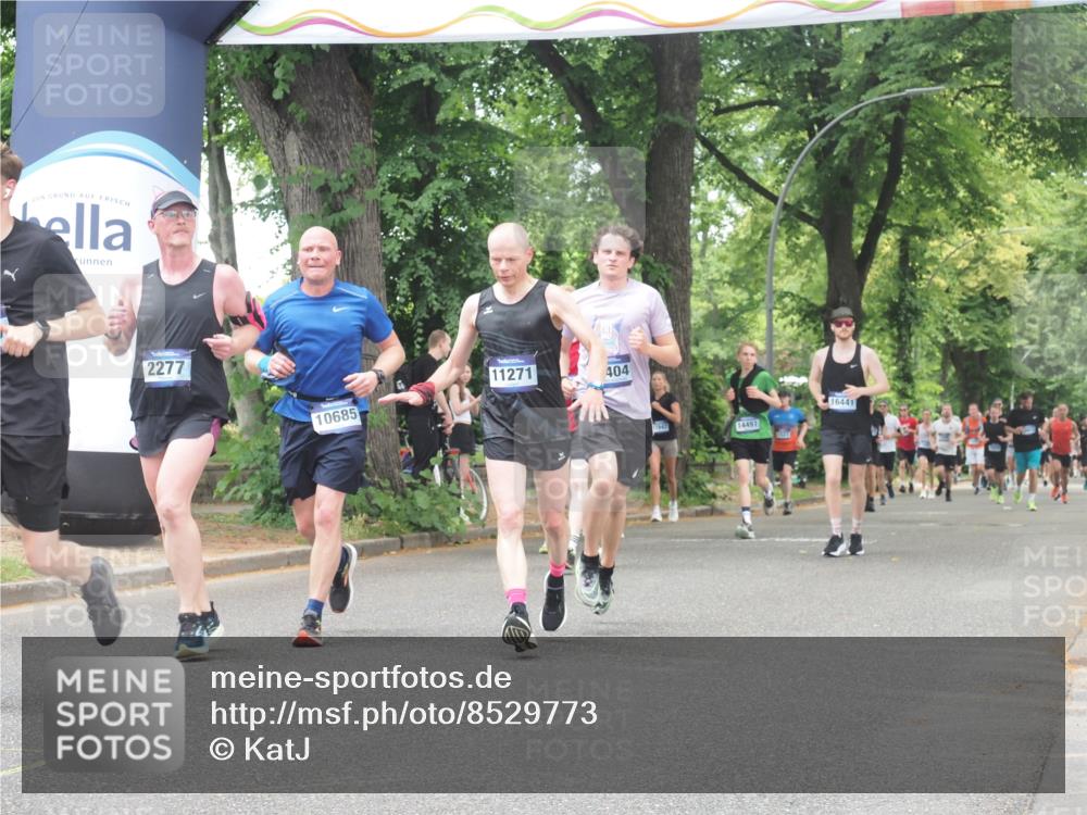 29.06.2025 - hella hamburg halbmarathon KatJ http://msf.ph/oto/8529773 29.06.2025 10:57:09 Zwischen KM18-KM19 2055, 2277, 3834, 3844, 5845, 8755 meine-sportfotos.de