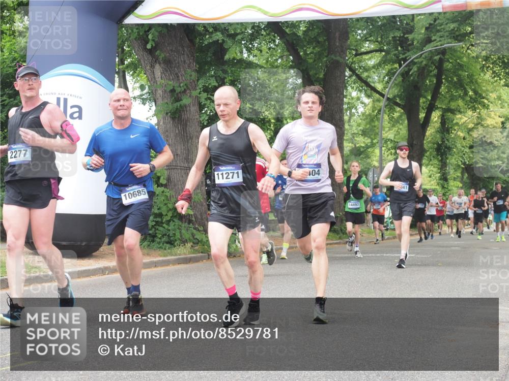29.06.2025 - hella hamburg halbmarathon KatJ http://msf.ph/oto/8529781 29.06.2025 10:57:09 Zwischen KM18-KM19 2055, 2277, 3834, 3844, 5845, 8755 meine-sportfotos.de