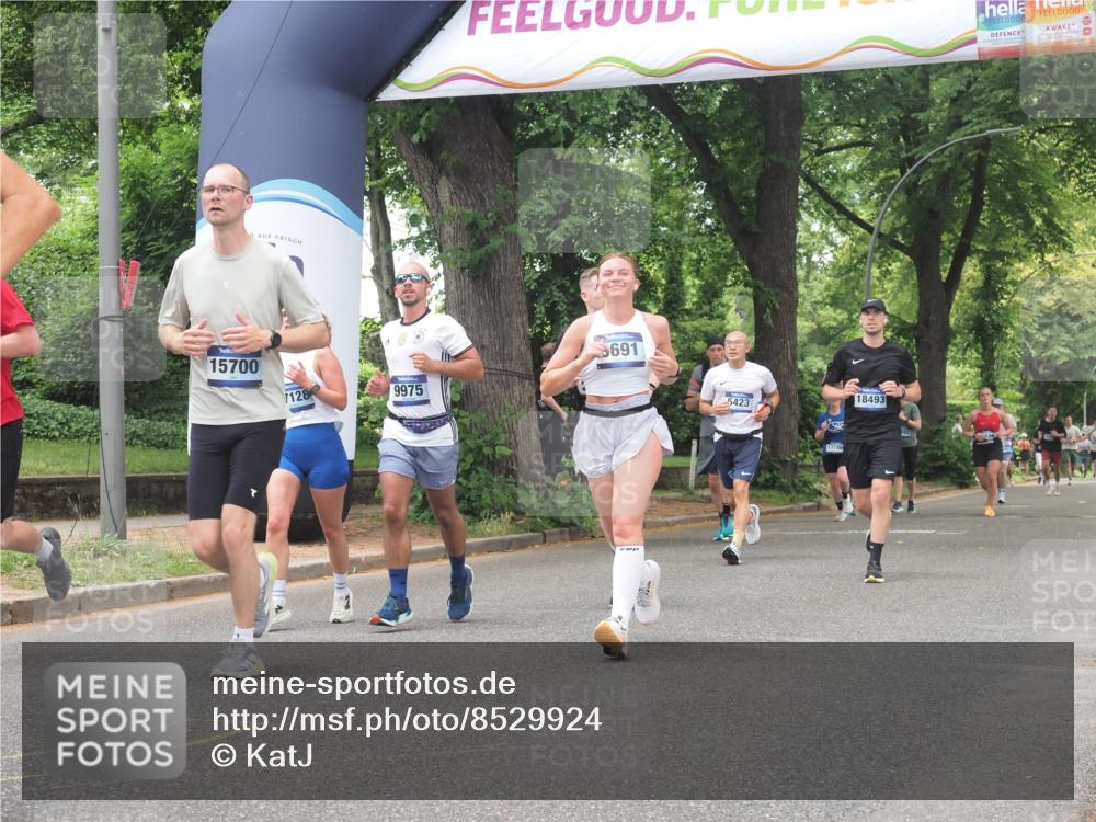29.06.2025 - hella hamburg halbmarathon KatJ http://msf.ph/oto/8529924 29.06.2025 10:57:23 Zwischen KM18-KM19 1173, 1859, 2990, 3691, 3729, 5423, 7209, 7840 meine-sportfotos.de