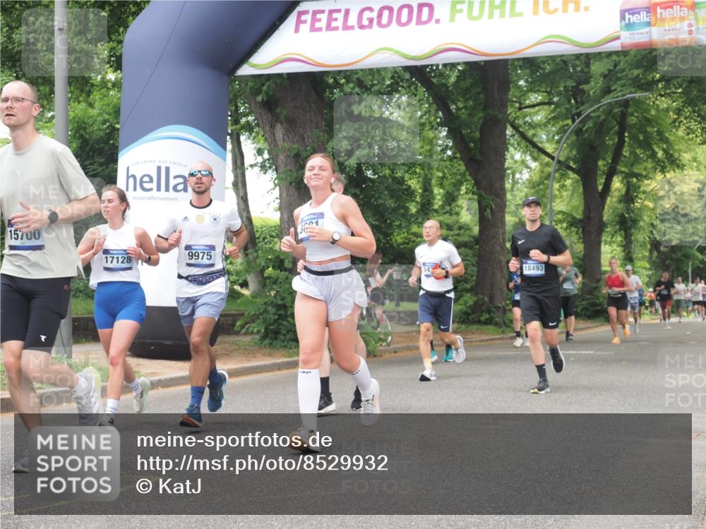 29.06.2025 - hella hamburg halbmarathon KatJ http://msf.ph/oto/8529932 29.06.2025 10:57:23 Zwischen KM18-KM19 1173, 1859, 2990, 3691, 3729, 5423, 7209, 7840 meine-sportfotos.de