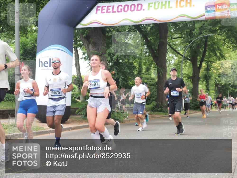 29.06.2025 - hella hamburg halbmarathon KatJ http://msf.ph/oto/8529935 29.06.2025 10:57:23 Zwischen KM18-KM19 1173, 1859, 2990, 3691, 3729, 5423, 7209, 7840 meine-sportfotos.de
