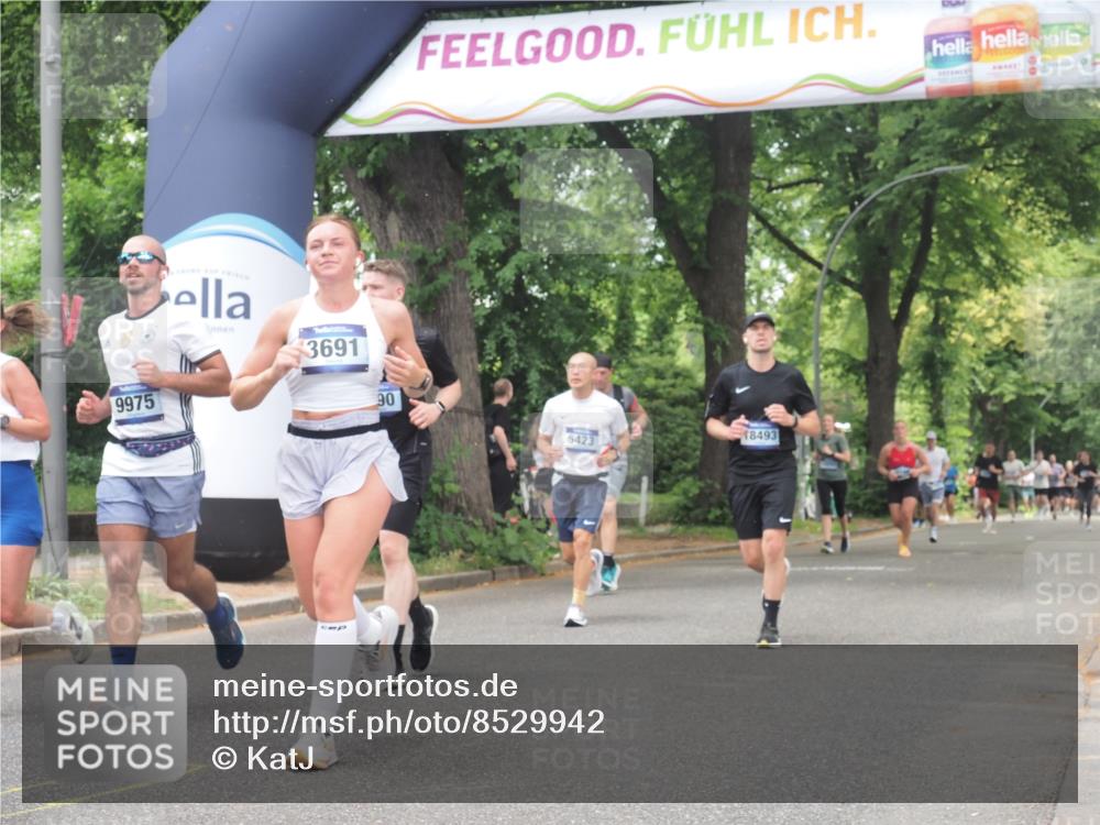 29.06.2025 - hella hamburg halbmarathon KatJ http://msf.ph/oto/8529942 29.06.2025 10:57:23 Zwischen KM18-KM19 1173, 1859, 2990, 3691, 3729, 5423, 7209, 7840 meine-sportfotos.de