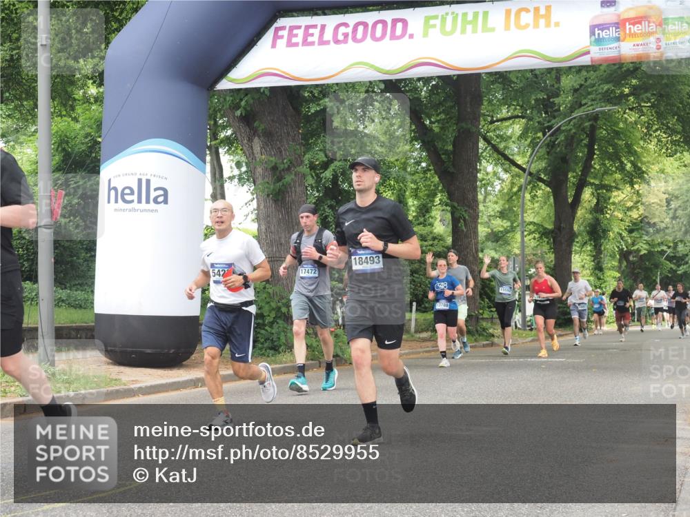 29.06.2025 - hella hamburg halbmarathon KatJ http://msf.ph/oto/8529955 29.06.2025 10:57:25 Zwischen KM18-KM19 1173, 1859, 2990, 3691, 3729, 5423, 7209, 7840 meine-sportfotos.de