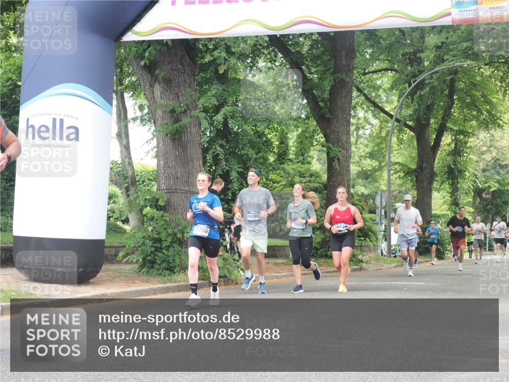 29.06.2025 - hella hamburg halbmarathon KatJ http://msf.ph/oto/8529988 29.06.2025 10:57:26 Zwischen KM18-KM19 1173, 1859, 2990, 3691, 5423, 7209, 7840 meine-sportfotos.de