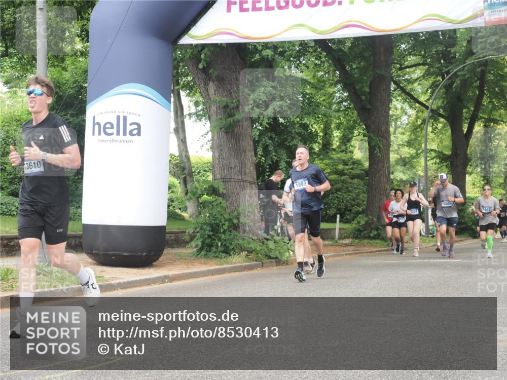 29.06.2025 - hella hamburg halbmarathon KatJ http://msf.ph/oto/8530413 29.06.2025 10:57:58 Zwischen KM18-KM19 1893, 6166 meine-sportfotos.de