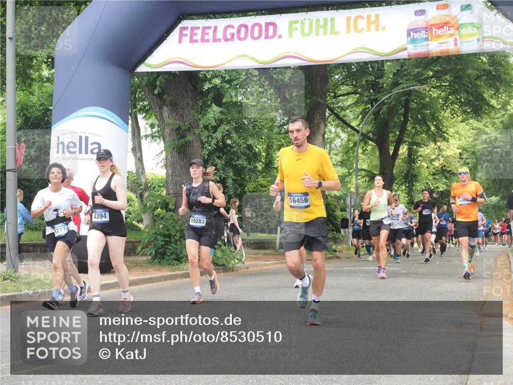 29.06.2025 - hella hamburg halbmarathon KatJ http://msf.ph/oto/8530510 29.06.2025 10:58:04 Zwischen KM18-KM19 1893, 2904, 3176, 4394, 7462 meine-sportfotos.de