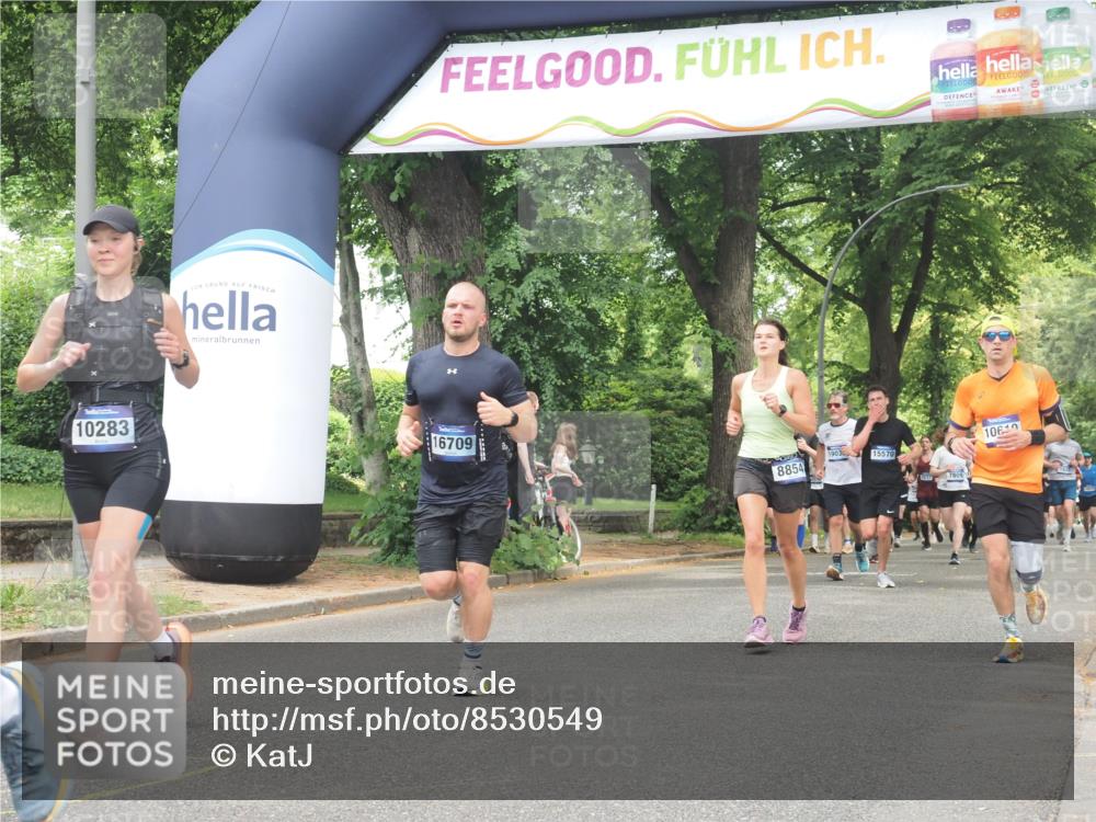 29.06.2025 - hella hamburg halbmarathon KatJ http://msf.ph/oto/8530549 29.06.2025 10:58:06 Zwischen KM18-KM19 1893, 2904, 3176, 4394, 7462 meine-sportfotos.de