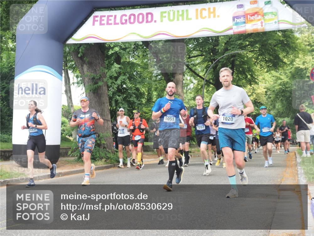 29.06.2025 - hella hamburg halbmarathon KatJ http://msf.ph/oto/8530629 29.06.2025 10:58:12 Zwischen KM18-KM19 1020, 1051, 3020, 7257, 7809, 7810 meine-sportfotos.de