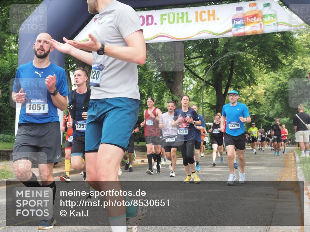 29.06.2025 - hella hamburg halbmarathon KatJ http://msf.ph/oto/8530651 29.06.2025 10:58:14 Zwischen KM18-KM19 1020, 1051, 1981, 3020, 5036, 7017, 7257, 7277, 7809, 7810, 8275 meine-sportfotos.de