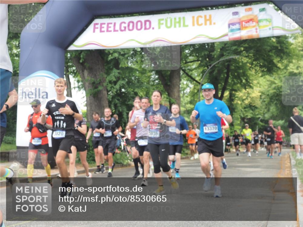 29.06.2025 - hella hamburg halbmarathon KatJ http://msf.ph/oto/8530665 29.06.2025 10:58:15 Zwischen KM18-KM19 1020, 1051, 1981, 3020, 4583, 5036, 7017, 7257, 7277, 7809, 7810, 8275 meine-sportfotos.de