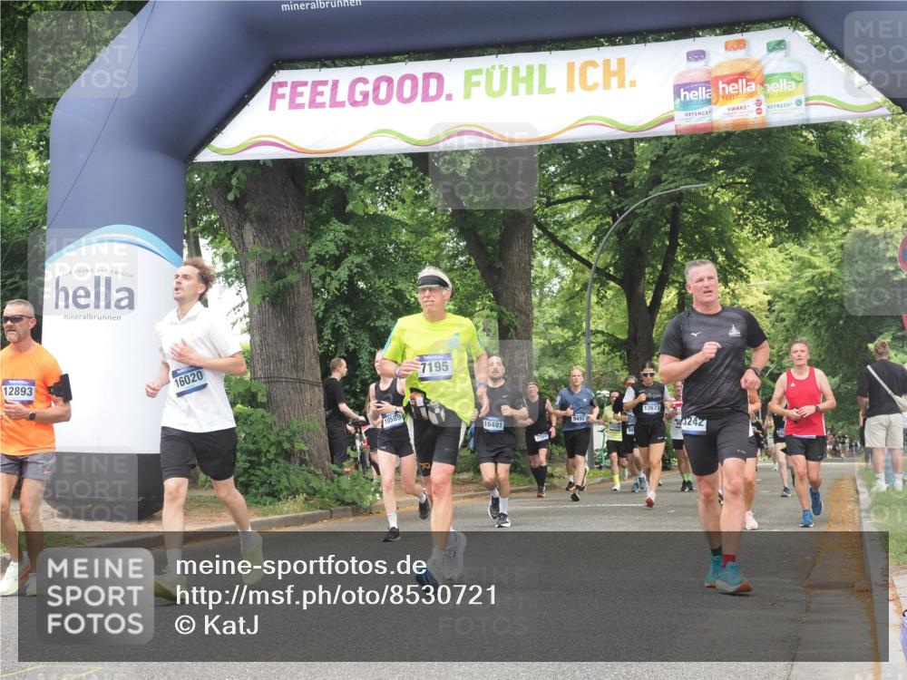 29.06.2025 - hella hamburg halbmarathon KatJ http://msf.ph/oto/8530721 29.06.2025 10:58:22 Zwischen KM18-KM19 1245, 1981, 2721, 4583, 7014, 7017, 7195, 7277, 7278, 7279, 8275 meine-sportfotos.de