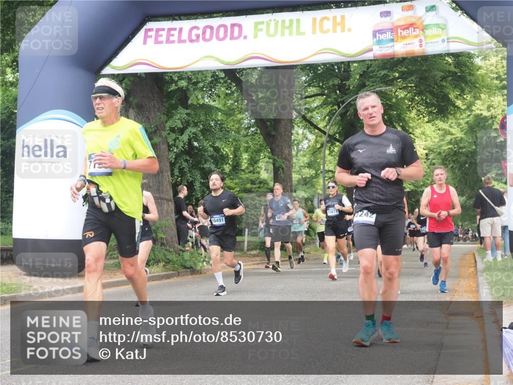 29.06.2025 - hella hamburg halbmarathon KatJ http://msf.ph/oto/8530730 29.06.2025 10:58:23 Zwischen KM18-KM19 1245, 2721, 4583, 7014, 7195, 7278, 7279 meine-sportfotos.de