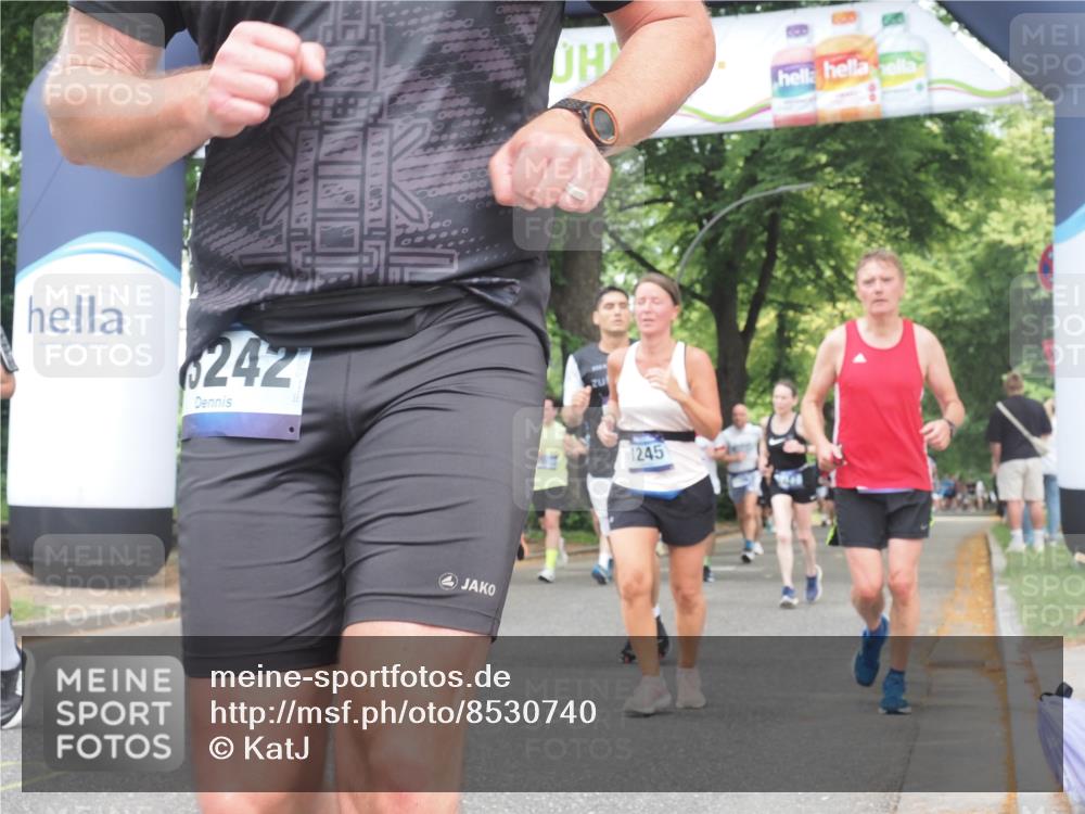 29.06.2025 - hella hamburg halbmarathon KatJ http://msf.ph/oto/8530740 29.06.2025 10:58:25 Zwischen KM18-KM19 1245, 2309, 2427, 2721, 7014, 7195, 7279 meine-sportfotos.de