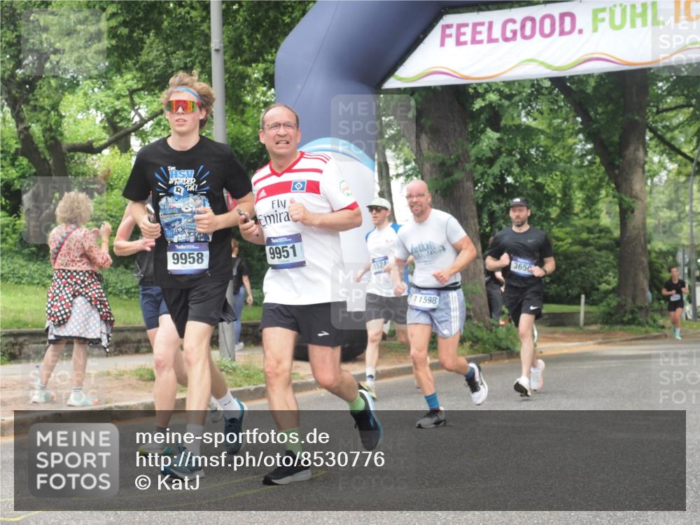 29.06.2025 - hella hamburg halbmarathon KatJ http://msf.ph/oto/8530776 29.06.2025 10:58:30 Zwischen KM18-KM19 1245, 1524, 2309, 2427, 3650, 5069 meine-sportfotos.de