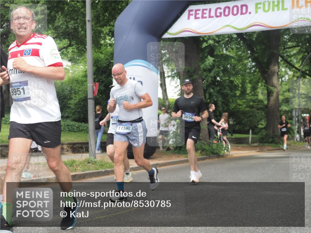29.06.2025 - hella hamburg halbmarathon KatJ http://msf.ph/oto/8530785 29.06.2025 10:58:30 Zwischen KM18-KM19 1245, 1524, 2309, 2427, 3650, 5069 meine-sportfotos.de