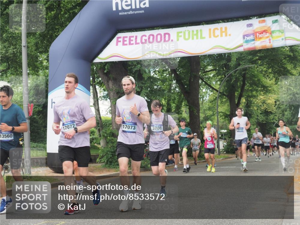 29.06.2025 - hella hamburg halbmarathon KatJ http://msf.ph/oto/8533572 29.06.2025 11:17:14 Zwischen KM18-KM19 1235, 3708, 6057, 6918, 7314, 7920 meine-sportfotos.de