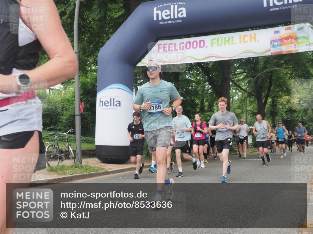 29.06.2025 - hella hamburg halbmarathon KatJ http://msf.ph/oto/8533636 29.06.2025 11:17:30 Zwischen KM18-KM19 1029, 1298, 1844, 2000, 2838, 3786, 4365, 4605, 5123, 5126, 6524, 6526, 6999 meine-sportfotos.de
