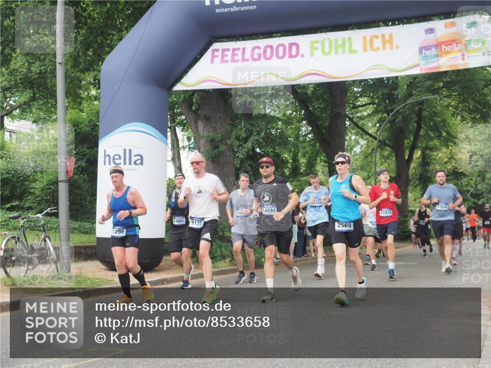 29.06.2025 - hella hamburg halbmarathon KatJ http://msf.ph/oto/8533658 29.06.2025 11:17:34 Zwischen KM18-KM19 1298, 1844, 2000, 2278, 2569, 3786, 5126, 6524, 6526, 6717 meine-sportfotos.de