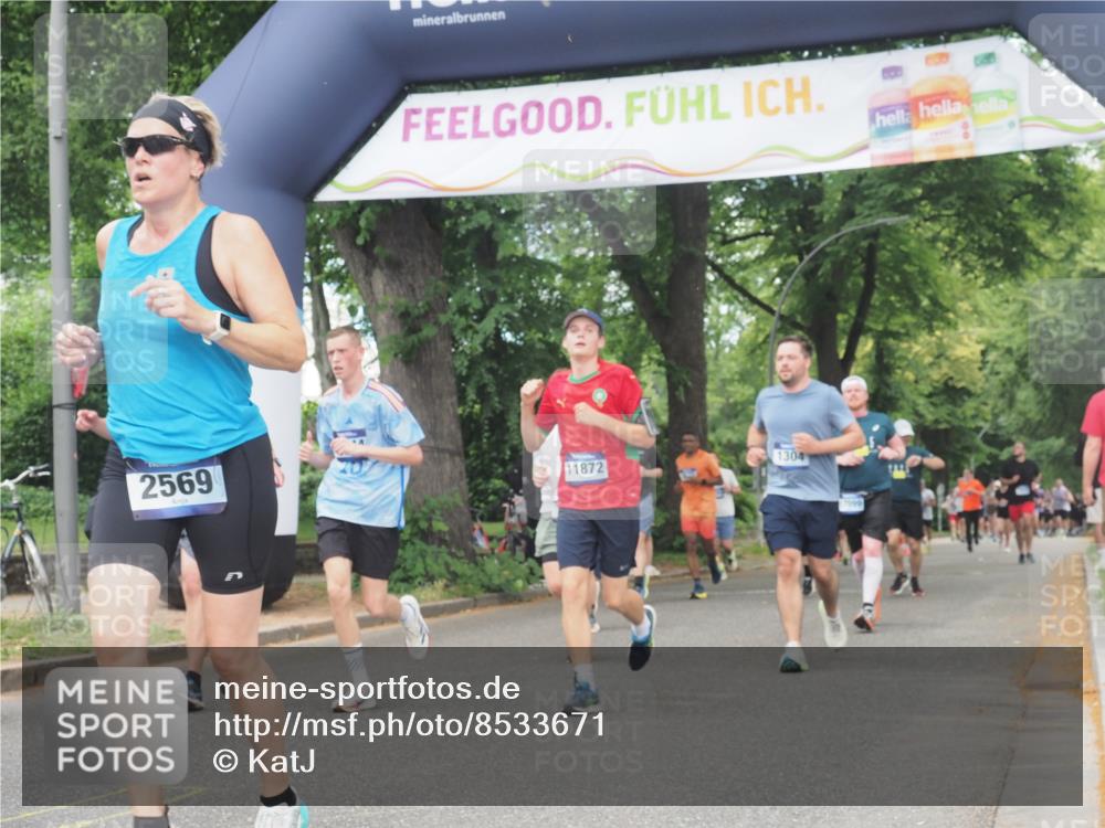 29.06.2025 - hella hamburg halbmarathon KatJ http://msf.ph/oto/8533671 29.06.2025 11:17:36 Zwischen KM18-KM19 1298, 1304, 2278, 2569, 3341, 6524, 6526, 6717, 7644 meine-sportfotos.de