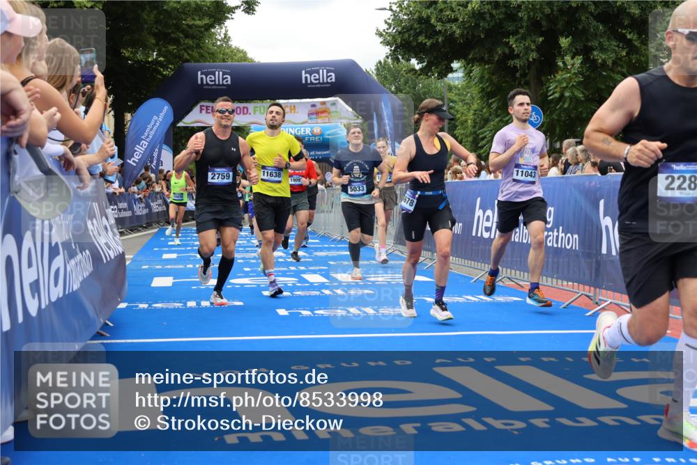 29.06.2025 - hella hamburg halbmarathon Strokosch-Dieckow http://msf.ph/oto/8533998 29.06.2025 10:56:56 Ziel 1485, 1955, 2282, 2741, 2759, 4299, 5033, 5418, 6835, 7716, 8669, 11043, 11143, 11212, 11638, 14678, 15097, 16470, 16620, 16679, 16909, 18719, 19091 meine-sportfotos.de
