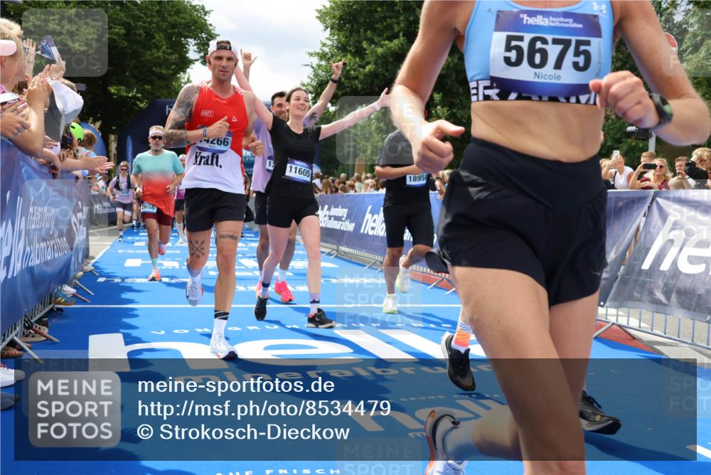 29.06.2025 - hella hamburg halbmarathon Strokosch-Dieckow http://msf.ph/oto/8534479 29.06.2025 10:58:43 Ziel 1319, 2488, 2656, 2840, 3859, 5277, 5675, 6592, 6720, 7659, 8322, 8807, 8929, 10268, 10539, 10943, 11605, 11846, 12862, 13512, 13694, 13880, 14266, 14902, 14965, 15197, 16189, 17405, 17630, 17839, 18232, 18587, 18954 meine-sportfotos.de