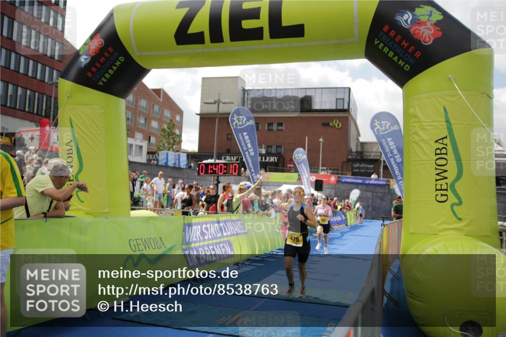 10.08.2025 - GEWOBA Citytriathlon Bremen H.Heesch http://msf.ph/oto/8538763 10.08.2025 11:43:47 Ziel 201, 455, 475 meine-sportfotos.de