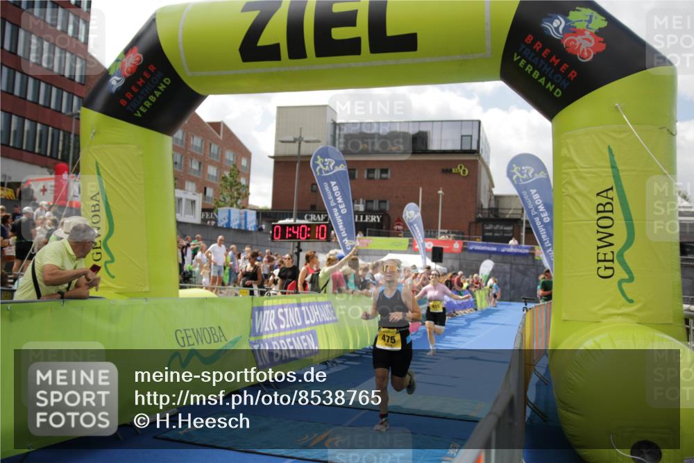 10.08.2025 - GEWOBA Citytriathlon Bremen H.Heesch http://msf.ph/oto/8538765 10.08.2025 11:43:47 Ziel 201, 455, 475 meine-sportfotos.de