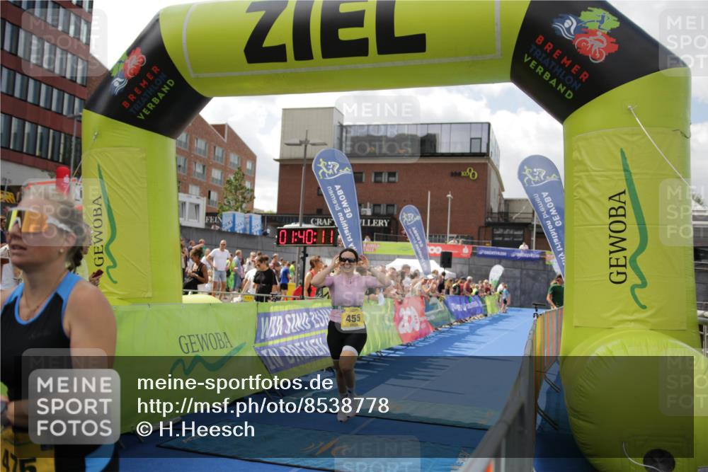 10.08.2025 - GEWOBA Citytriathlon Bremen H.Heesch http://msf.ph/oto/8538778 10.08.2025 11:43:49 Ziel 201, 455, 475 meine-sportfotos.de