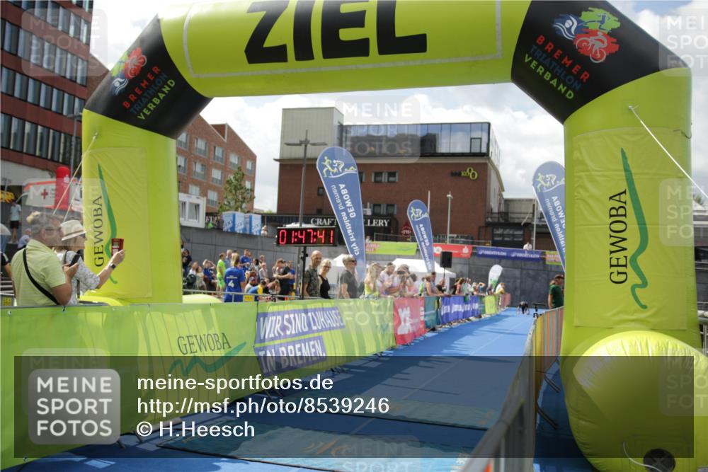 10.08.2025 - GEWOBA Citytriathlon Bremen H.Heesch http://msf.ph/oto/8539246 10.08.2025 11:51:18 Ziel 149, 361 meine-sportfotos.de