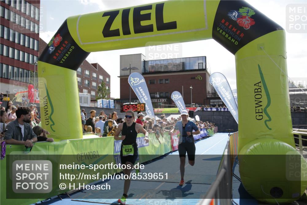 10.08.2025 - GEWOBA Citytriathlon Bremen H.Heesch http://msf.ph/oto/8539651 10.08.2025 15:20:49 Ziel 30, 69, 314, 353, 423, 436 meine-sportfotos.de