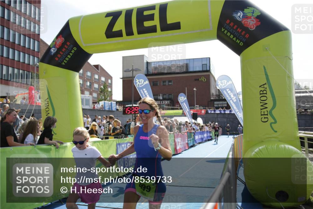 10.08.2025 - GEWOBA Citytriathlon Bremen H.Heesch http://msf.ph/oto/8539733 10.08.2025 15:28:58 Ziel 499 meine-sportfotos.de