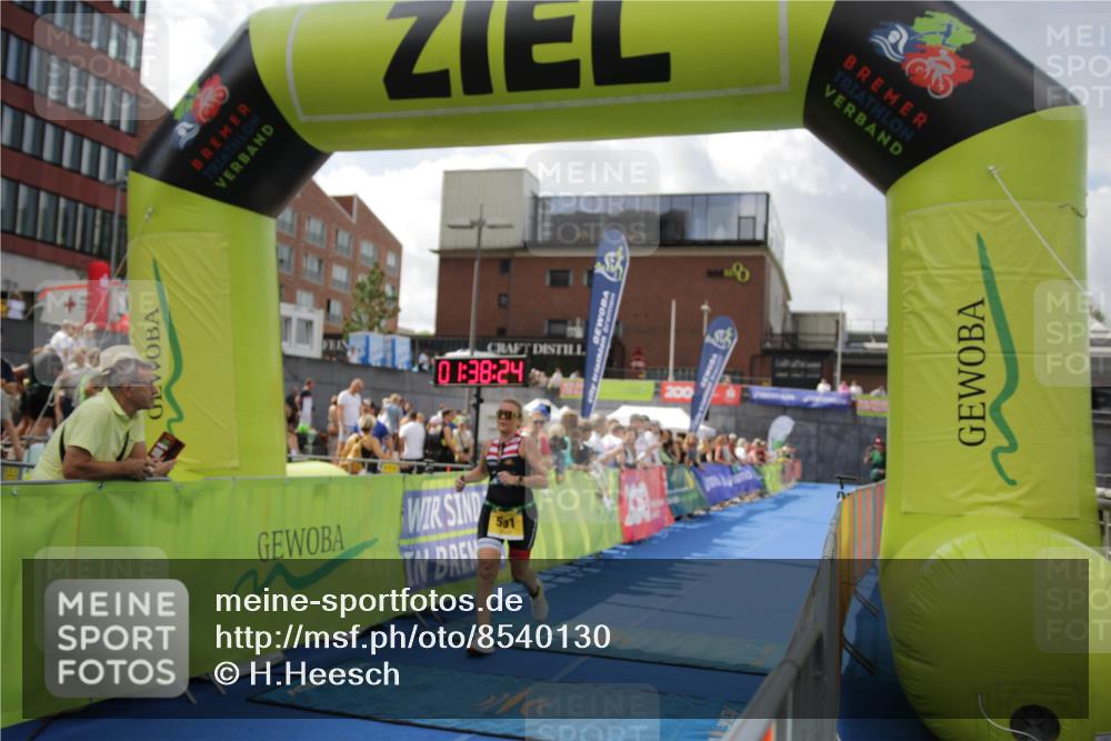 10.08.2025 - GEWOBA Citytriathlon Bremen H.Heesch http://msf.ph/oto/8540130 10.08.2025 11:42:01 Ziel 191, 440, 451, 456, 501 meine-sportfotos.de