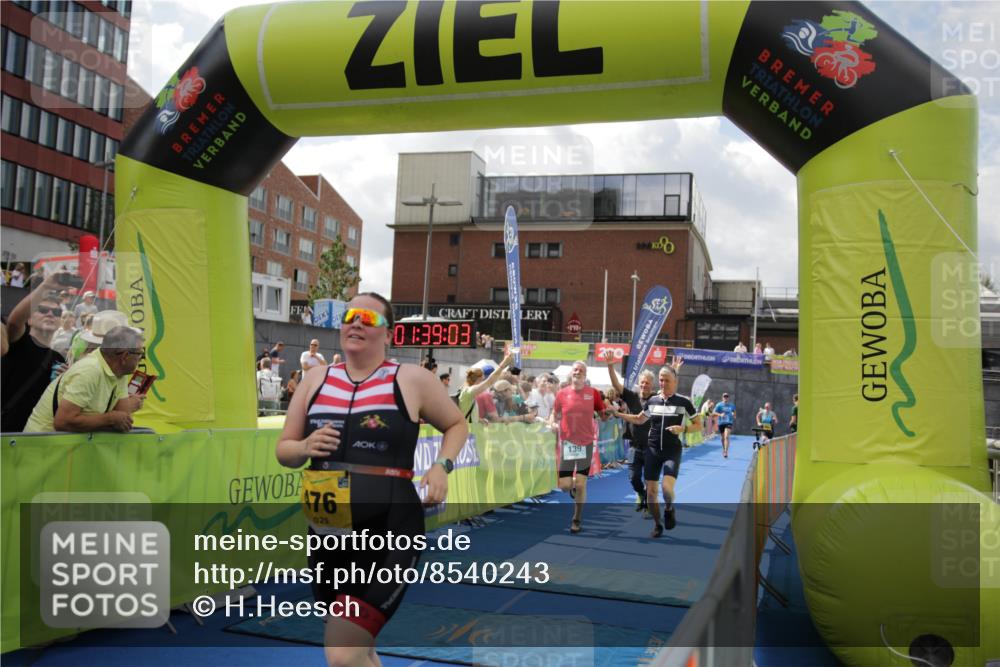 10.08.2025 - GEWOBA Citytriathlon Bremen H.Heesch http://msf.ph/oto/8540243 10.08.2025 11:42:40 Ziel 139, 235, 447, 476 meine-sportfotos.de