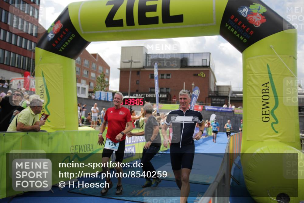 10.08.2025 - GEWOBA Citytriathlon Bremen H.Heesch http://msf.ph/oto/8540259 10.08.2025 11:42:42 Ziel 139, 235, 447, 476 meine-sportfotos.de