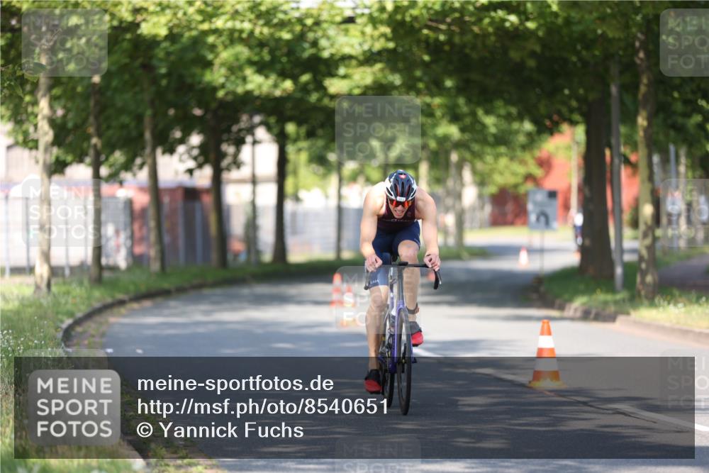10.08.2025 - GEWOBA Citytriathlon Bremen Yannick Fuchs http://msf.ph/oto/8540651 10.08.2025 10:24:02 Radfahren 391 meine-sportfotos.de