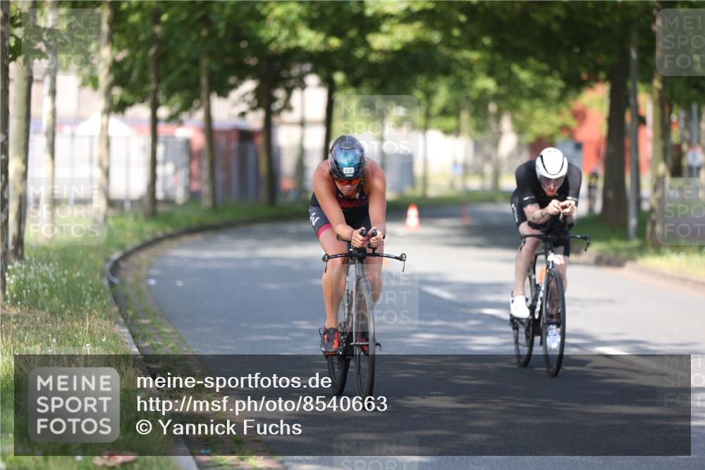 10.08.2025 - GEWOBA Citytriathlon Bremen Yannick Fuchs http://msf.ph/oto/8540663 10.08.2025 10:25:26 Radfahren  meine-sportfotos.de