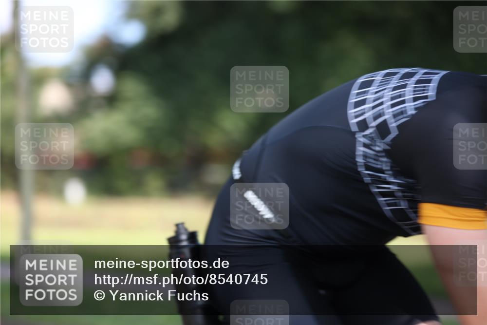 10.08.2025 - GEWOBA Citytriathlon Bremen Yannick Fuchs http://msf.ph/oto/8540745 10.08.2025 10:29:27 Radfahren 386, 509, 510 meine-sportfotos.de