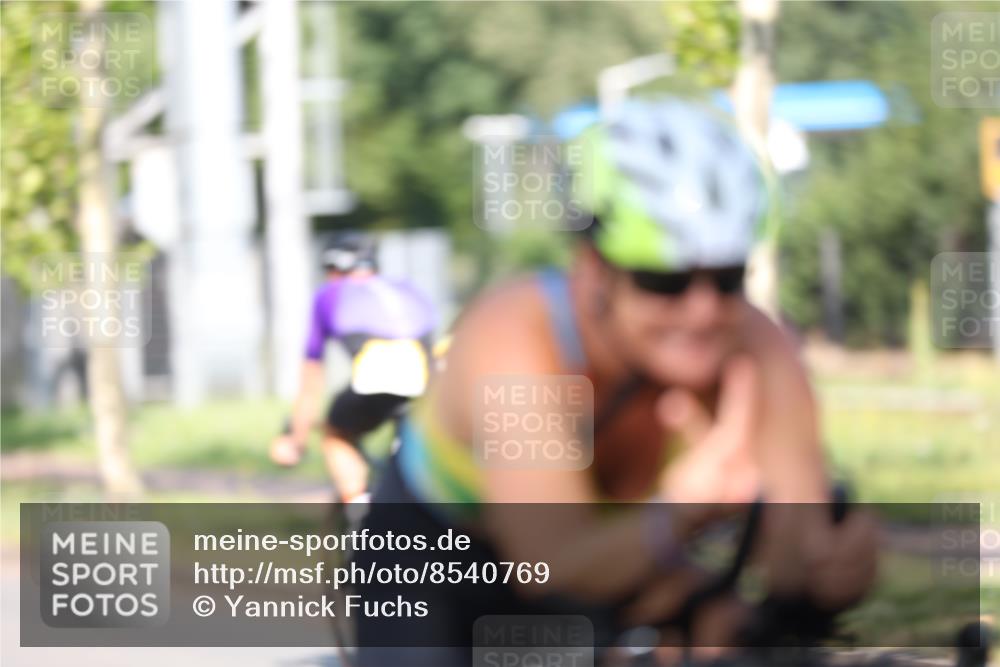 10.08.2025 - GEWOBA Citytriathlon Bremen Yannick Fuchs http://msf.ph/oto/8540769 10.08.2025 10:30:16 Radfahren 423, 433, 441 meine-sportfotos.de