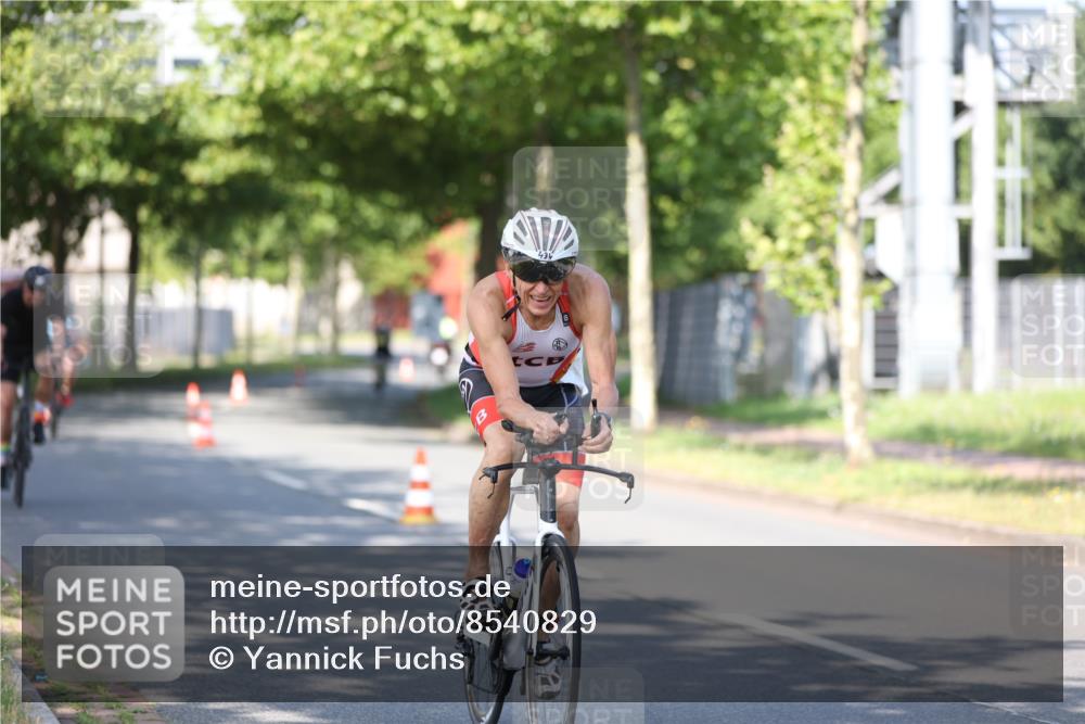 10.08.2025 - GEWOBA Citytriathlon Bremen Yannick Fuchs http://msf.ph/oto/8540829 10.08.2025 10:31:31 Radfahren 363 meine-sportfotos.de