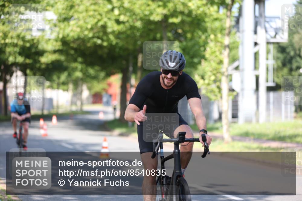 10.08.2025 - GEWOBA Citytriathlon Bremen Yannick Fuchs http://msf.ph/oto/8540835 10.08.2025 10:31:33 Radfahren 363 meine-sportfotos.de