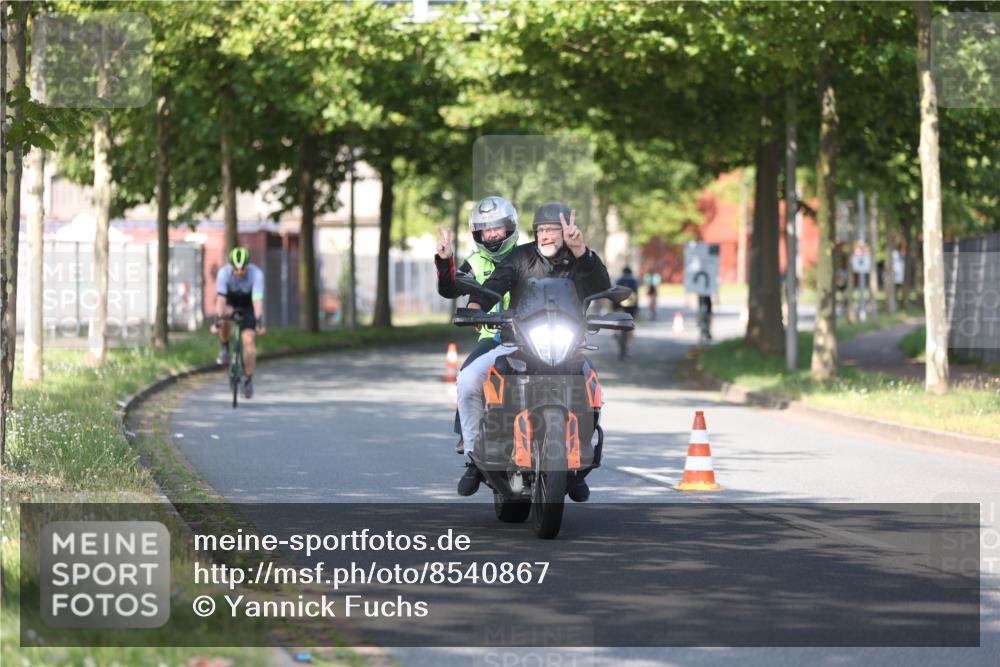 10.08.2025 - GEWOBA Citytriathlon Bremen Yannick Fuchs http://msf.ph/oto/8540867 10.08.2025 10:32:29 Radfahren 349, 354, 406, 408, 426, 432, 473, 483, 502 meine-sportfotos.de